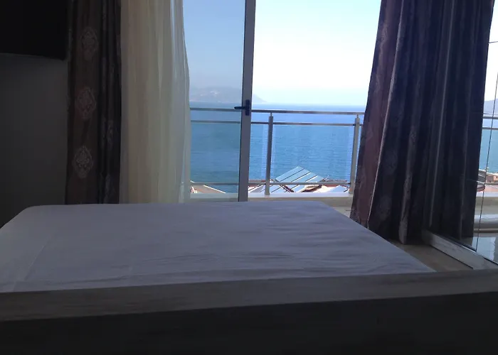 Narr Twin Bed & Breakfast Kas